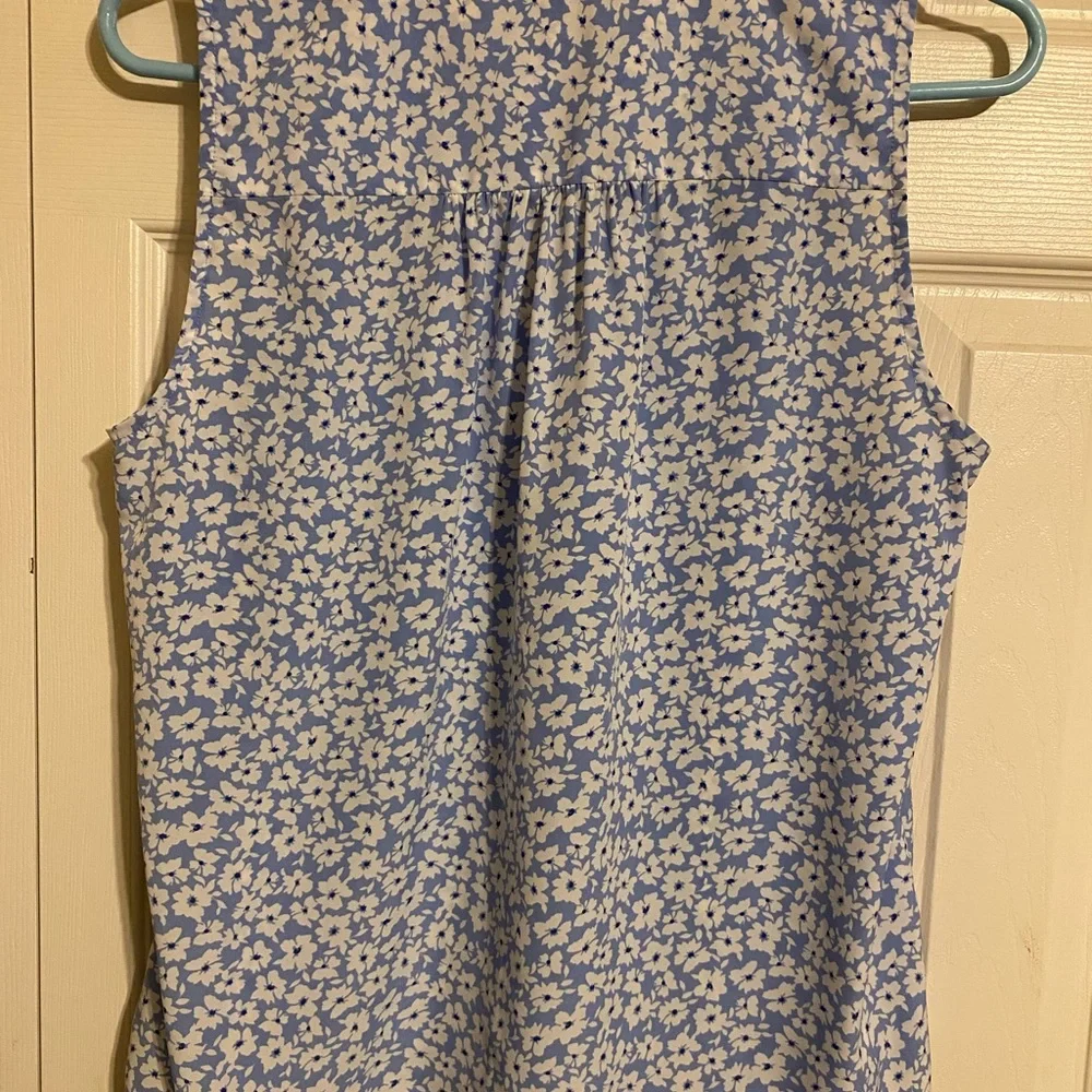 J. Crew Blue and White Cottage Floral V-Neck Popover